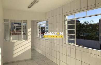 Imagem: A casa possui 2 Dormitórios, 1 Banheiro, 120m² de Área e