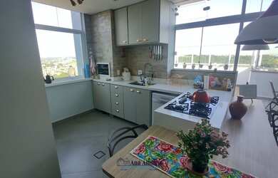 Imagem: O apartamento possui 4 Dormitórios, 4 Banheiros, 2 Vagas na