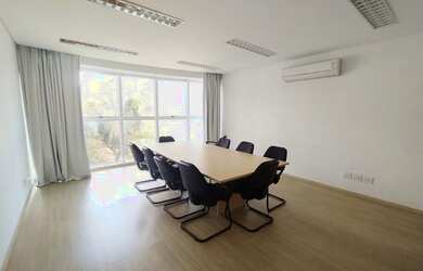 Imagem: O depósito possui 21m² de Área e está localizado em Centro