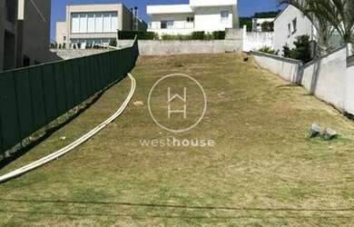 Imagem: O terreno possui 512m² de Área e está localizado em Tamboré