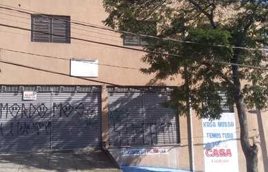 Imagem: O depósito possui 400m² de Área e está localizado em Parque