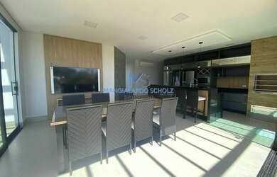 Imagem 8: Casa Alto Padrão. Piscina, Churrasqueira, 202m² de Áreae1 Vaga na garagem