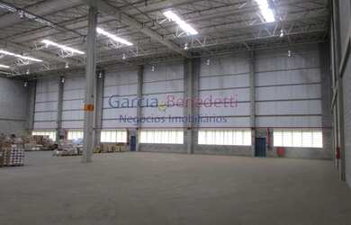 Imagem: O depósito possui 610m² de Área e está localizado em Engordadouro