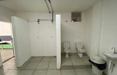 Imagem 4: Galpão/Depósito/Armazém para aluguel e venda possui 800 metros quadrados