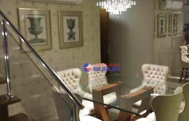 Imagem: A casa em condomínio possui 3 Dormitórios, 3 Banheiros, 2