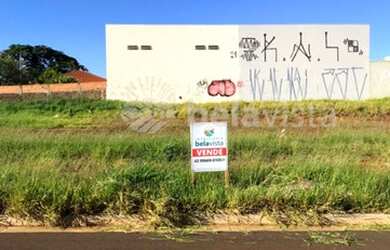 Imagem: O terreno está localizado em Loteamento Residencial Cazarin