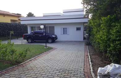 Imagem: A casa em condomínio possui 3 Dormitórios, 4 Banheiros, 2