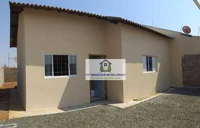 Imagem 2: Casa com 2 dormitórios à venda, 55 m² por R$ 169.000 - São Thomaz...