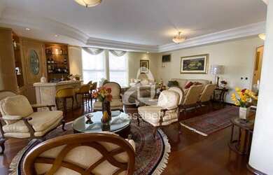 Imagem: O apartamento possui 4 Dormitórios, 5 Banheiros, 3 Vagas na