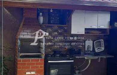 Imagem: A casa possui 3 Dormitórios, 2 Banheiros, 1 Vaga na garagem