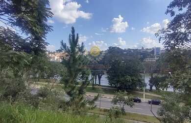 Imagem: O terreno possui 600m² de Área e está localizado em Jardim