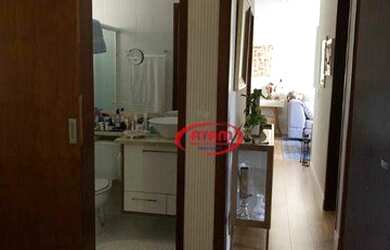 Imagem: O apartamento possui 3 Dormitórios, 2 Banheiros, 2 Vagas na