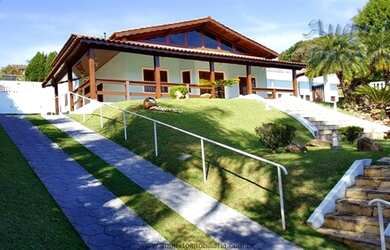 Imagem: A chácara possui 400m² de Área e está localizado em Portão