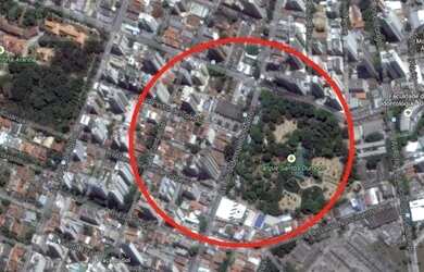 Imagem: O depósito possui 4 Vagas na garagem, 528m² de Área e está