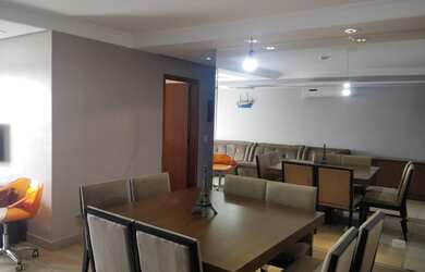 Imagem: O apartamento possui 3 Dormitórios, 2 Banheiros, 2 Vagas na