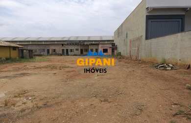 Imagem: O terreno possui 2065m² de Área e está localizado em Santa