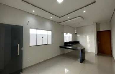 Imagem: A casa possui 2 Dormitórios, 2 Banheiros, 1 Vaga na garagem