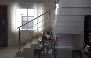 Imagem 4: Sobrado Campo Mourão. Guarda roupa, 147m² de Área, 2 Vagas na garageme3...