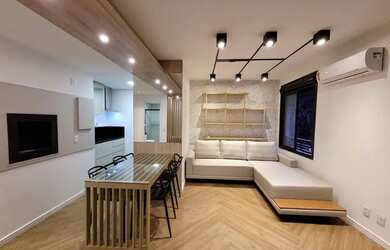 Imagem: O apartamento possui 1 Dormitório, 1 Banheiro, 1 Vaga na garagem