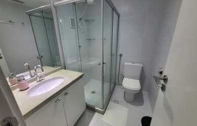 Imagem: O apartamento possui 1 Dormitório, 1 Banheiro, 1 Vaga na garagem