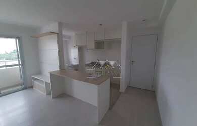 Imagem: O apartamento possui 2 Dormitórios, 1 Banheiro, 2 Vagas na