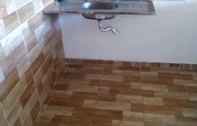 Imagem: A casa em condomínio possui 2 Dormitórios, 1 Banheiro, 300m²