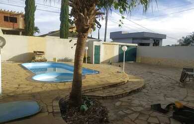 Imagem: A casa em condomínio possui 3 Dormitórios, 4 Banheiros, 5