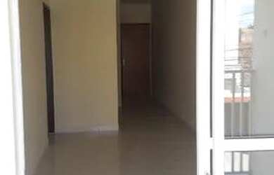 Imagem: A casa possui 2 Dormitórios, 2 Banheiros, 1 Vaga na garagem