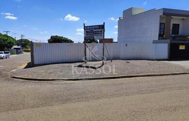 Imagem: O terreno possui 192m² de Área e está localizado em Alto