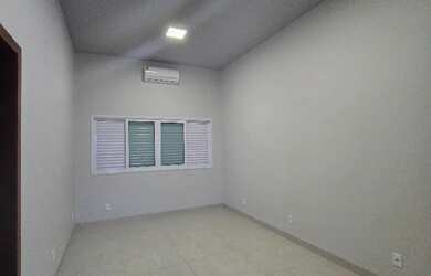 Imagem 13: Casa Sobrado. Piscina, Churrasqueira, Ar-condicionadoeGuarda roupa