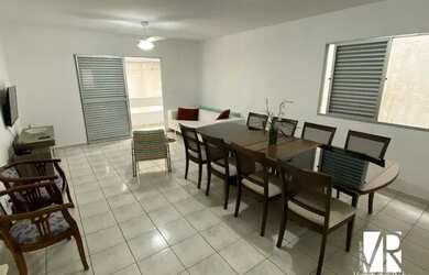 Imagem: O apartamento possui 3 Dormitórios, 2 Banheiros, 3 Vagas na