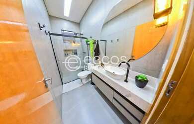 Imagem 16: Casa à venda, 3 quartos, 1 suíte, 3 vagas, Granada - Uberlândia/MG