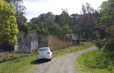 Imagem: O terreno possui 1.875m² de Área e está localizado em Forqueta