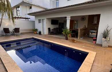 Imagem 4: Aluguel de Sobrado Mobiliado no Condomínio Belvedere 1 para alugar, 3 suítes espaçosas