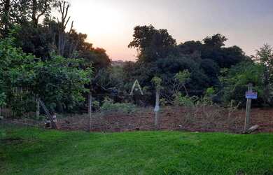 Imagem: O terreno possui 480m² de Área e está localizado em Alto