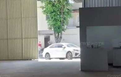 Imagem: O terreno possui 360m² de Área, Imóvel novo e está localizado