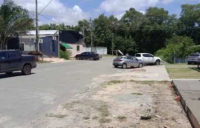 Imagem: O terreno possui 800m² de Área e está localizado em Quintas