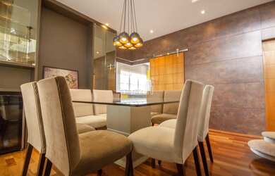 Imagem: A casa em condomínio possui 3 Dormitórios, 4 Banheiros, 4