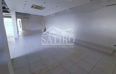 Imagem: Centro comercial para aluguel tem 300 metros quadrados em Francisca