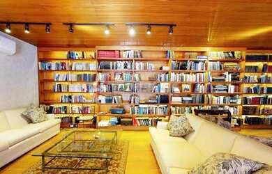 Imagem: O apartamento na cobertura possui 5 Dormitórios, 3 Banheiros