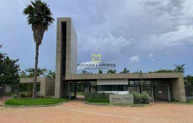 Imagem: O terreno possui 1.000m² de Área e está localizado em Porto