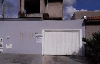 Imagem: A casa possui 2 Dormitórios, 1 Banheiro, 219m² de Área e