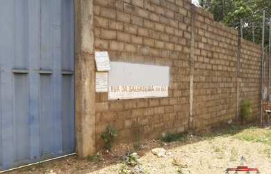 Imagem: O depósito possui 525m² de Área e está localizado em Glória