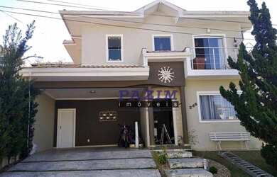 Imagem: A casa em condomínio possui 3 Dormitórios, 2 Banheiros, 2