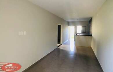 Imagem 10: Casa ao Lado da Av. Paraná com Terreno de Fundos