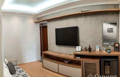 Imagem: O apartamento possui 2 Dormitórios, 1 Banheiro, 1 Vaga na garagem