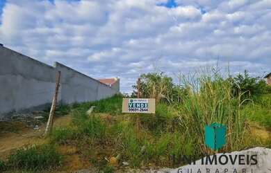 Imagem: O terreno possui 300m² de Área e está localizado em Meaípe
