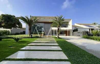 Imagem: A casa em condomínio à venda possui 5 Dormitórios, 5 Banheiros