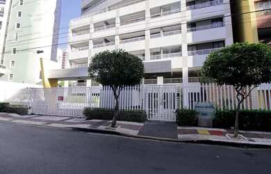 Imagem: O apartamento possui 3 Dormitórios, 2 Banheiros, 2 Vagas na