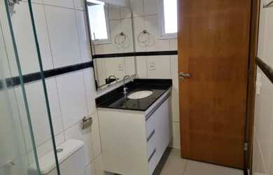 Imagem: O apartamento possui 2 Dormitórios, 2 Banheiros, 2 Vagas na